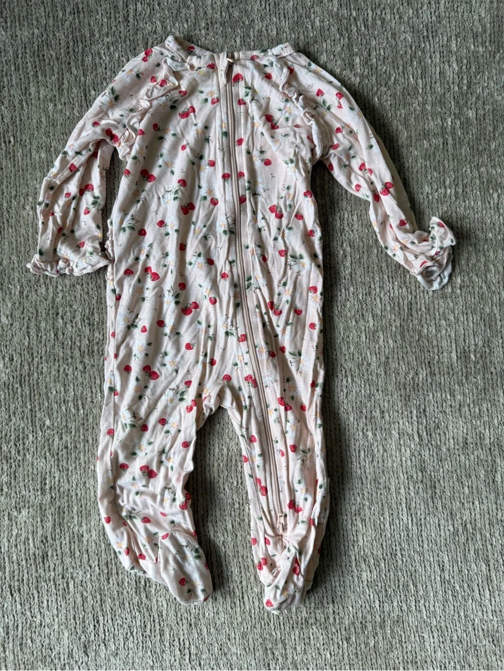Milkberry Baby 3-6M Bamboo Zip Footie Pajamas Bows Strawberries 2 Pack